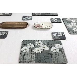 tablecloth with White Poppies corkbacked tablemats, traditional floral design